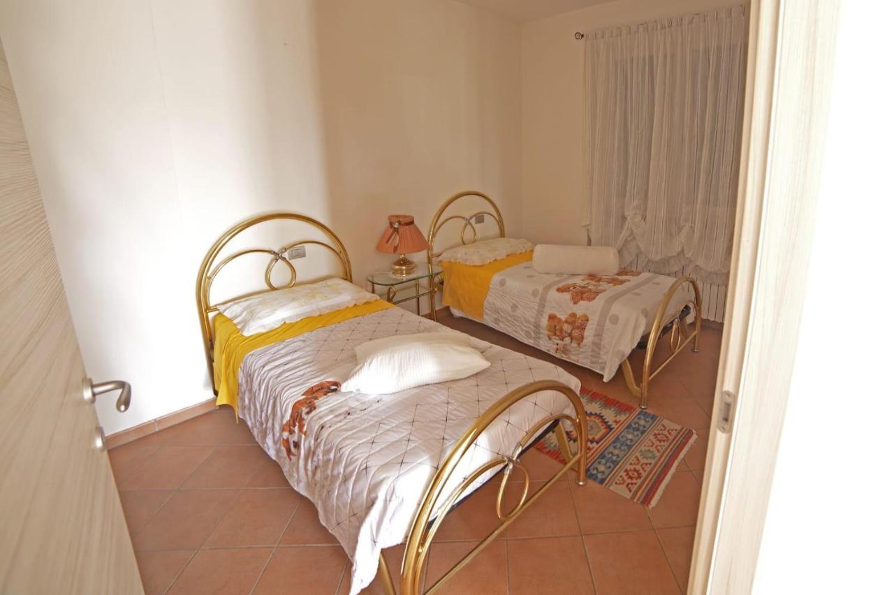 Casa Vacanze Al Capriano Appartamento Mora Cantello Exterior photo