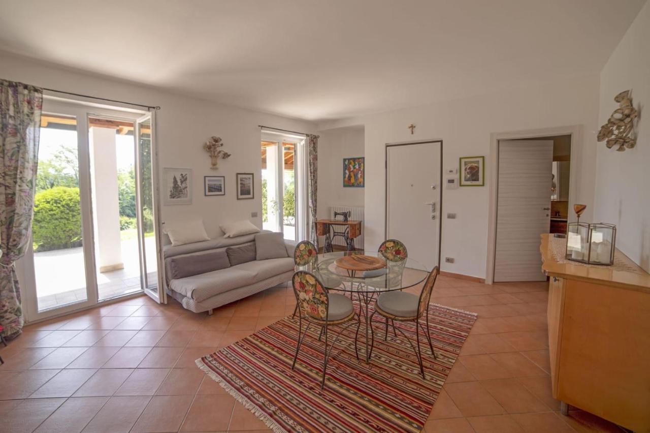 Casa Vacanze Al Capriano Appartamento Mora Cantello Exterior photo